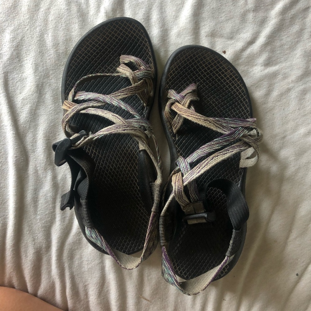 Size 6 Women’s chacos